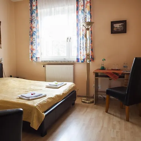 Pokoje Goscinne Jaszczurowka